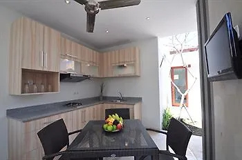 Jas Boutique Villa *